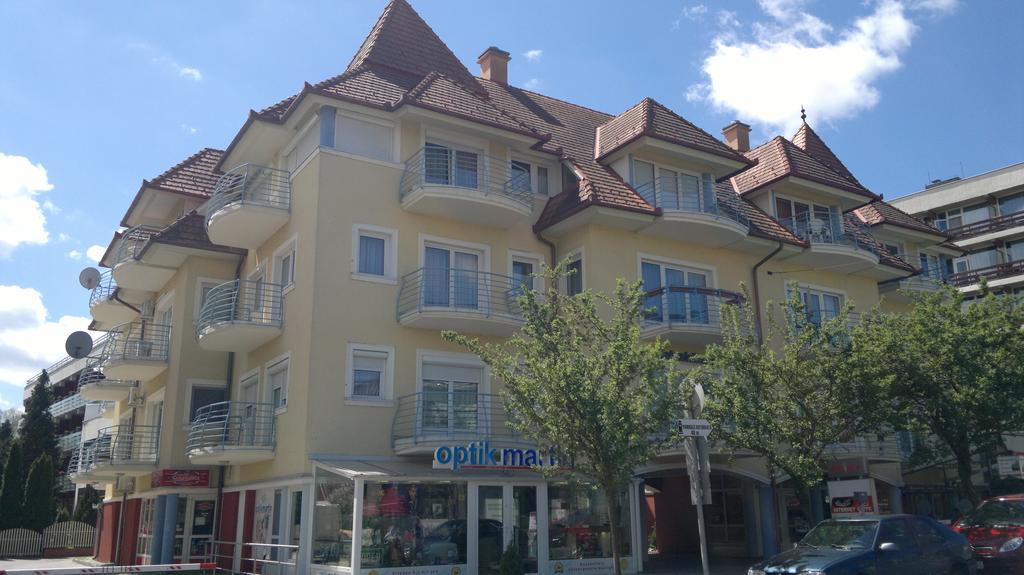 Molnar Apartman Hévíz Exteriör bild